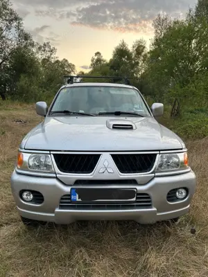 Mitsubishi Pajero Sport 4X4 - imagine 4