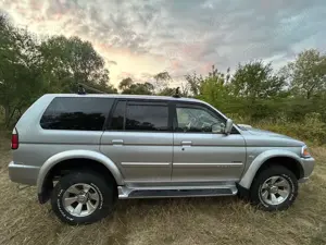 Mitsubishi Pajero Sport 4X4 - imagine 6