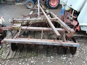 Vand disc tractor purtat in tiranti - imagine 3