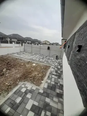 Constructi interioare și exterioare 