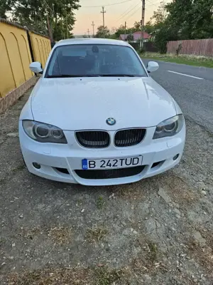 Vând sau schimb bmw e87 2011 - imagine 4