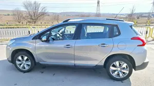 Peugeot 2008 allure,  an 2014 , benzină 1.2 - imagine 9