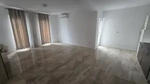 Apartament cu 2 camere balcon GRADINA PROPRIE BRAYTIM