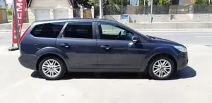Ford Focus 2 Break Ghia, 1,6 TDCI, 110 HP, Euro 5, 2010 - imagine 3