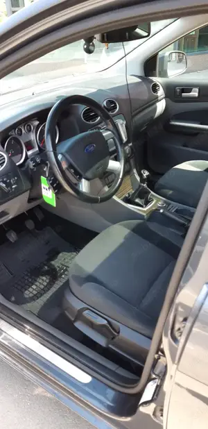 Ford Focus 2 Break Ghia, 1,6 TDCI, 110 HP, Euro 5, 2010 - imagine 6
