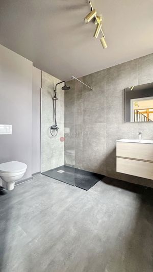 Constructii tip A-frame cu priveliste - imagine 18