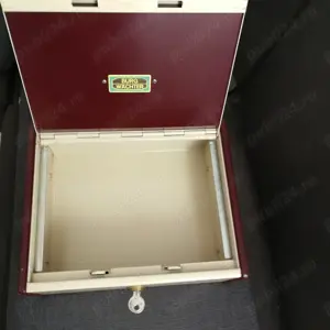 Caseta valori seif cu inchidere cheie