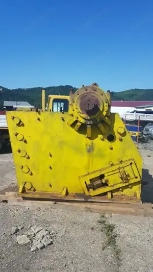 Concasor cu falci C96 - imagine 2