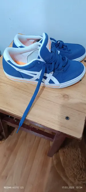 Adidași asics Nr 38 