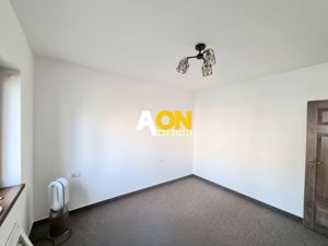 De vanzare apartament 2 camere renovat, etaj 1, Cetate - imagine 4