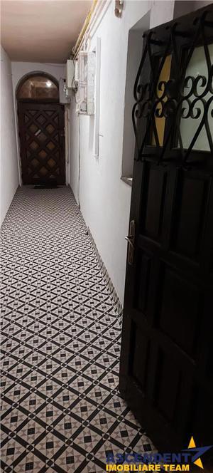 2 apartamente pretabile circuit turistic, Centrul istoric -Strada Postavarului - imagine 4