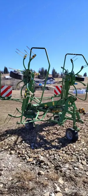 Vând sau schimb împrăștietoare Krone - imagine 3