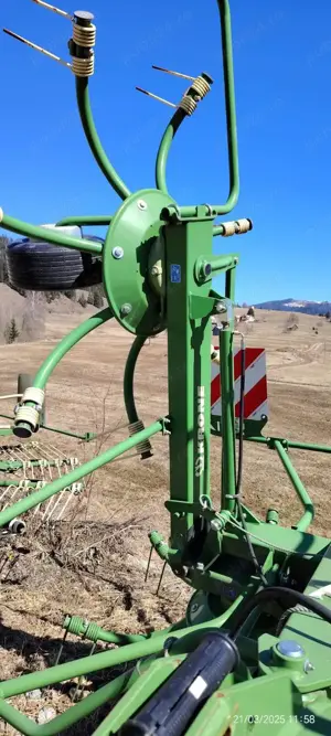 Vând sau schimb împrăștietoare Krone - imagine 5