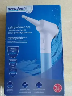 Dispozitiv pentru igienizarea danturii nou