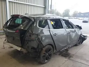  Dezmembrez / dezmembrari piese auto Opel Zafira C motor 2.0CDTI B20DTH 162.114 km an 2017 - imagine 4