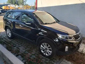 De vânzare KIA Sorento 4x4 - imagine 4