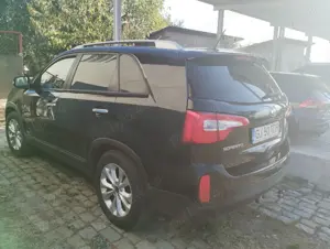 De vânzare KIA Sorento 4x4 - imagine 7