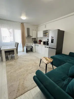 Vand Apartament 2 camere strada Daliei cartier Revolution - imagine 3