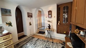 Vilă tip duplex de vânzare – Mediaș- pret de apartament - imagine 6