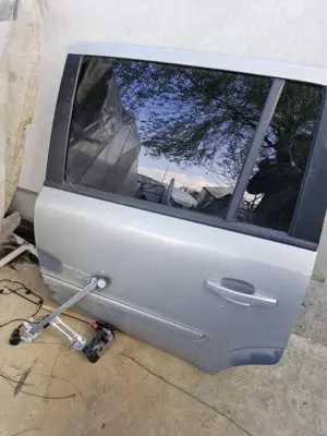 Usa stanga spate - Opel Zafira B
