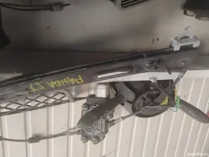 piese fiat panda, bloc lumini, servo, maneta schimbator, macara geam, usi, hayon, motor, alternator