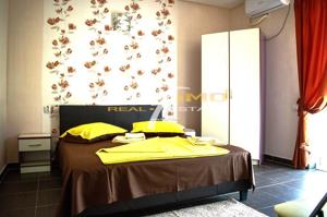 Pensiune 11 camere P+ 2E,, Statiunea Mamaia Nord - imagine 8