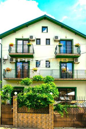 Pensiune 11 camere P+ 2E,, Statiunea Mamaia Nord