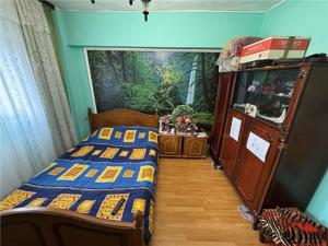 Apartament 3 camere zona centrala , etaj 7, pret 63.000 Euro neg. - imagine 9