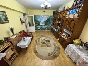 Apartament 3 camere zona centrala , etaj 7, pret 63.000 Euro neg. - imagine 2
