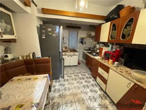Apartament 3 camere zona centrala , etaj 7, pret 63.000 Euro neg. - imagine 4