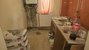 Vand apartament 2 camere in Deva, zona Micro 15 (Lidl), parter inalt, situat pe mijloc, izolat  - imagine 7