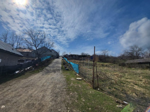 Rediu,Teren cu Utilitati Locatie cu priveliste