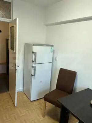 Apartament cu 3 camere, 65 mp, zona Turnisor  - imagine 7