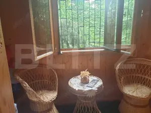 Cabana de vanzare, cu 4 camere, 100 mp, zona Piatra Fantanele - imagine 8