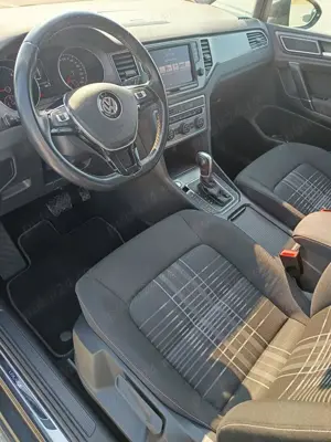 VW Golf Sportsvan Panoramic BMT Highline - imagine 6