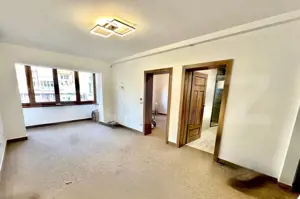 Apartament 2 camere, zona Closca, etaj 1, recent renovat - imagine 4