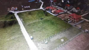 teren excelent pt construire ,front la doua strazi