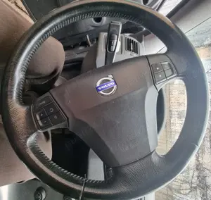 Vând Volvo v50 - imagine 4