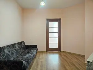 Apartament cu o camera -Tractorul - imagine 2