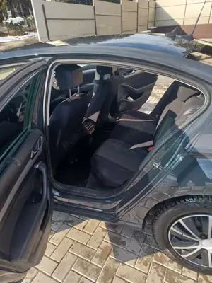 Volkswagen PASSAT 1,6 TDI blue motion 2017 - imagine 10