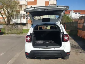 Dacia Duster 1.5 DCI Comfort 4x4 2021 Pilot Automat Computer Bord Proiectoare Ceata Garantie! - imagine 9 Dacia Duster 1.5 DCI Comfort 4x4 2021 Pilot Automat Computer Bord Proiectoare Ceata Garantie! - imagine 9