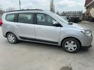 De vânzare: Dacia Lodgy 1.2 TCe 115CP   Benzină, Manuală   An fabricație 2013 - imagine 3