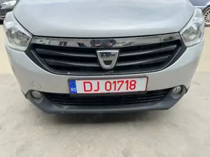De vânzare: Dacia Lodgy 1.2 TCe 115CP   Benzină, Manuală   An fabricație 2013 - imagine 5