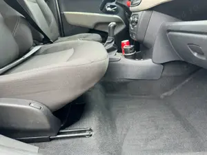 De vânzare: Dacia Lodgy 1.2 TCe 115CP   Benzină, Manuală   An fabricație 2013 - imagine 9