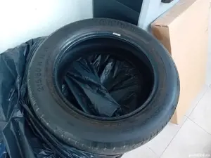 4 cauciuri de vara continental 215/60/R17 in stare forte bună 