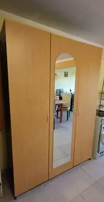 Vand dulap 3 usi cu oglinda - imagine 3