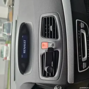 Renault Fluence  - imagine 9