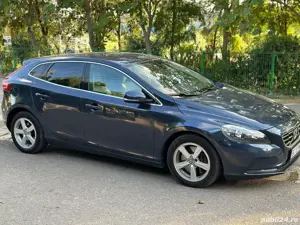 Vand Volvo V40 D4 in stare foarte buna