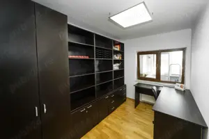 Apartament central vis-a-vis de Palas - imagine 4