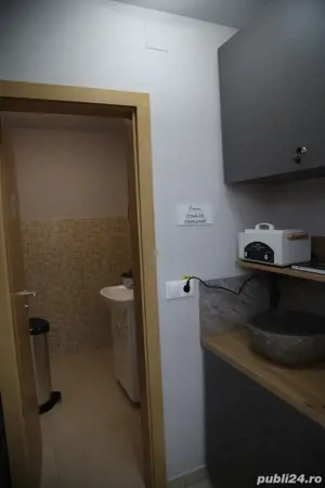 Premium Beauty Studio cauta colaboratori pentru frizerie si coafura  - imagine 4